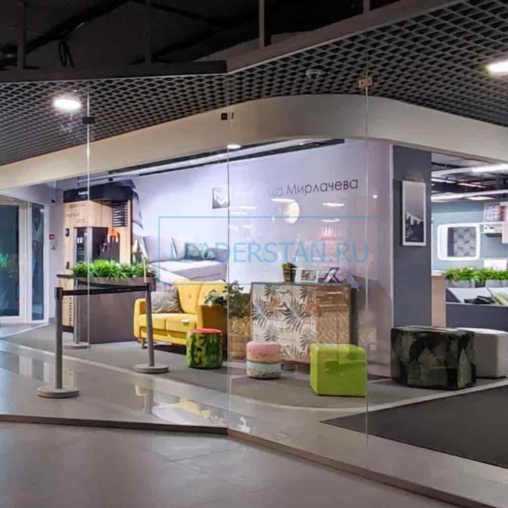 Зажимной комплект для светопрозрачных перегородок PF M1 Пример реализации Зажимной комплект для светопрозрачных перегородок PF M1 Пример реализации